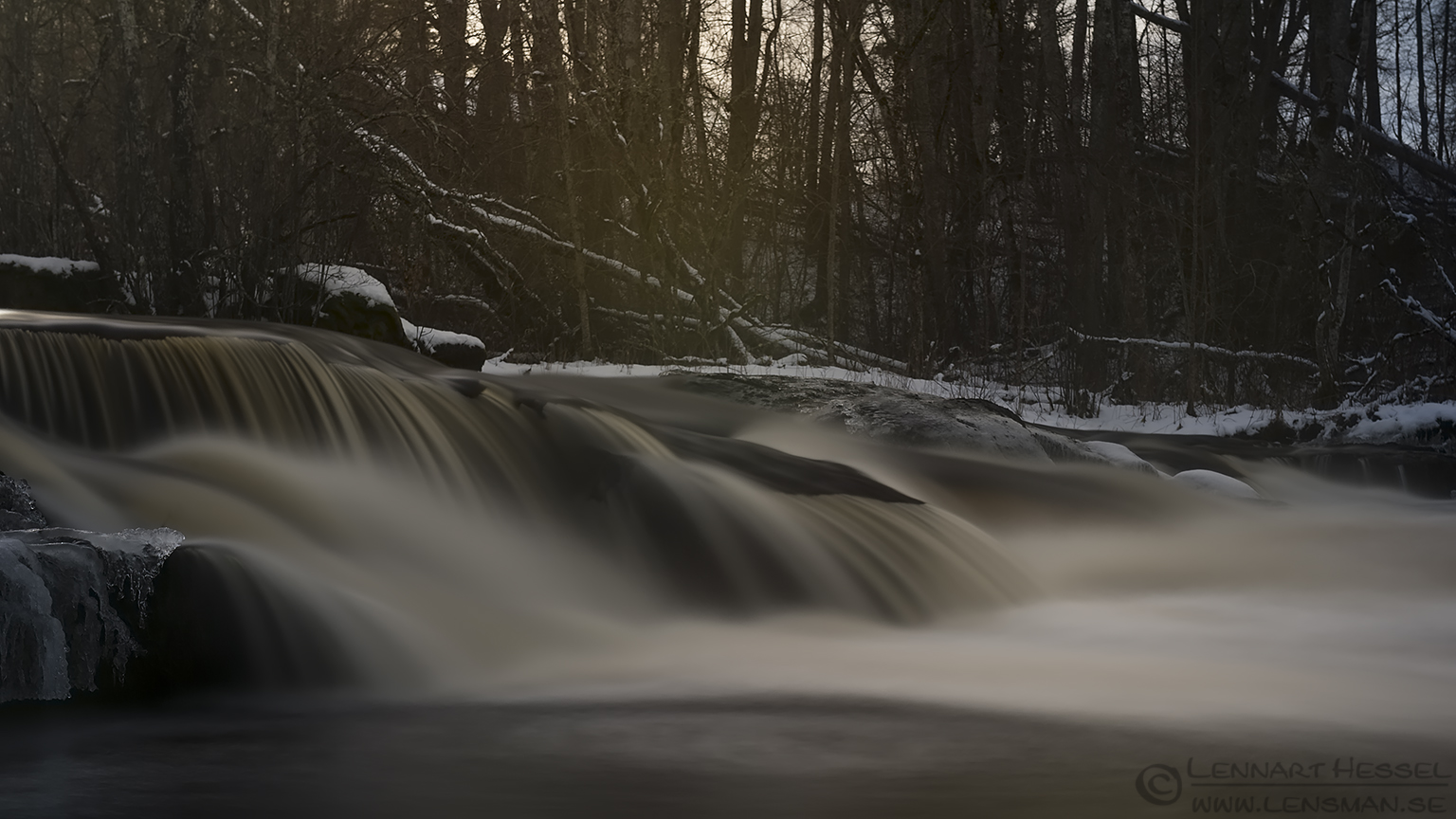 150207 Water soft fall Water soft fall Främmestad